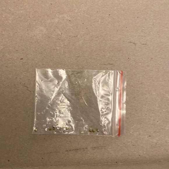 New in box Betsey Johnson Cinderella shoes size 6 - Picture 9 of 9